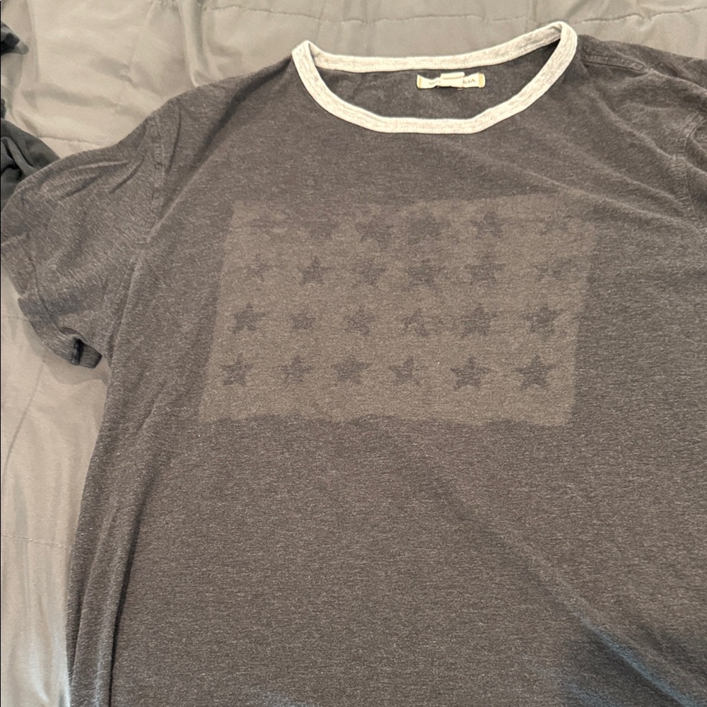 Men's Gray Star Pattern t shirt